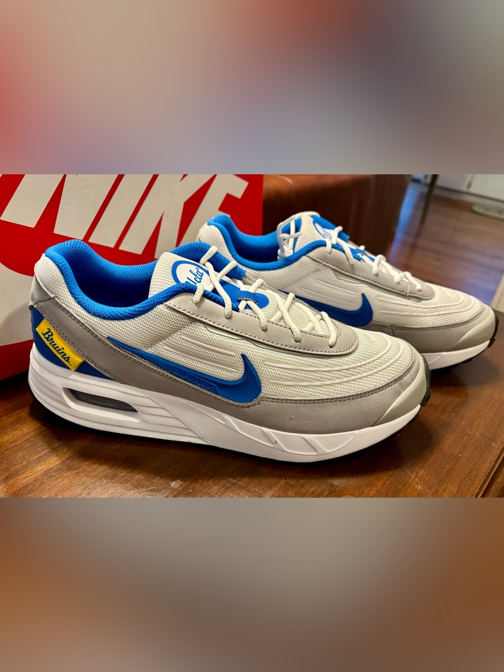 Men’s Nike NCAA x Air Max Verse UCLA